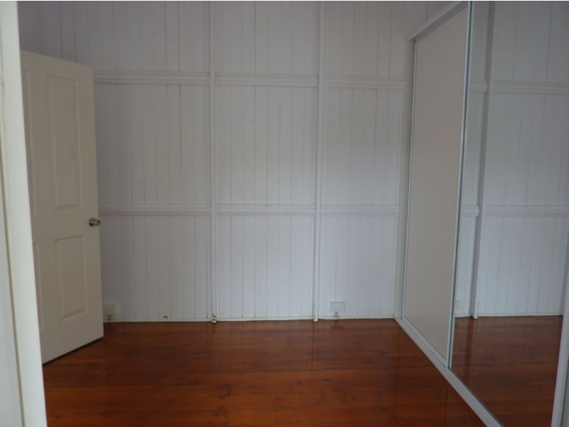 425 Shakespeare Street, West Mackay QLD 4740