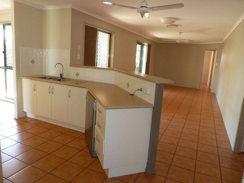 14 Allandale Street, South Mackay QLD 4740