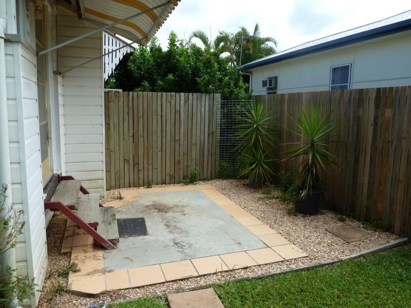 25 Perry Street, West Mackay QLD 4740
