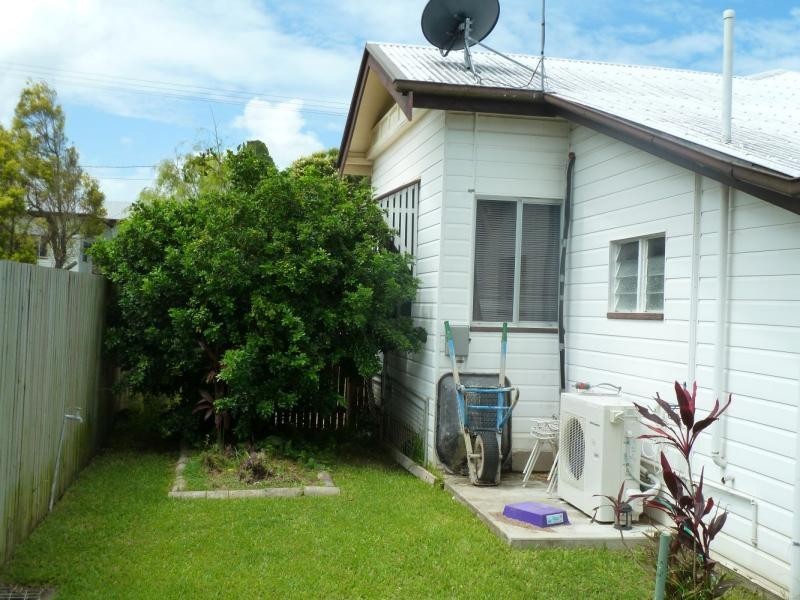 25 Perry Street, West Mackay QLD 4740