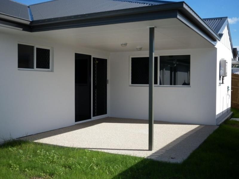 18 Helmsman Drive, Bucasia QLD 4750