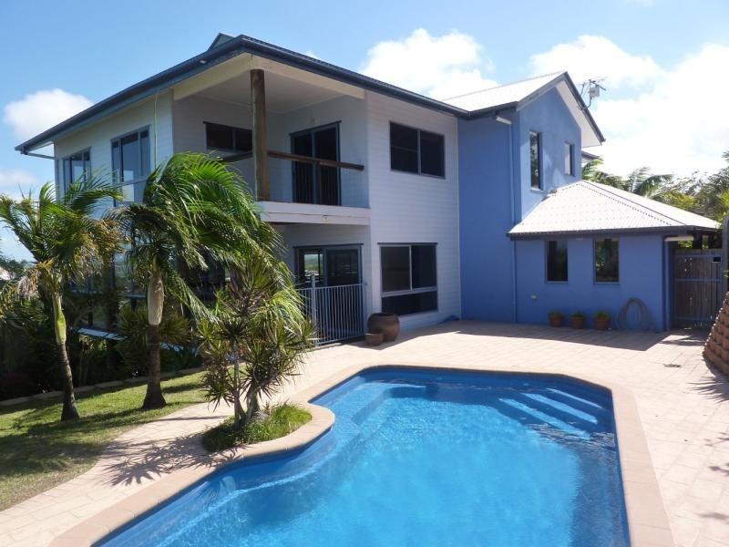 4 Ian Wood Drive, Dolphin Heads QLD 4740