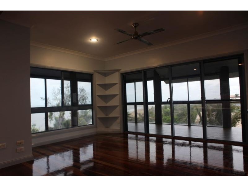 4 Ian Wood Drive, Dolphin Heads QLD 4740