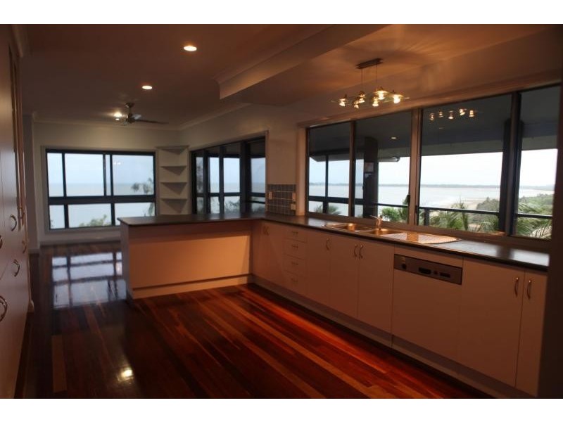 4 Ian Wood Drive, Dolphin Heads QLD 4740