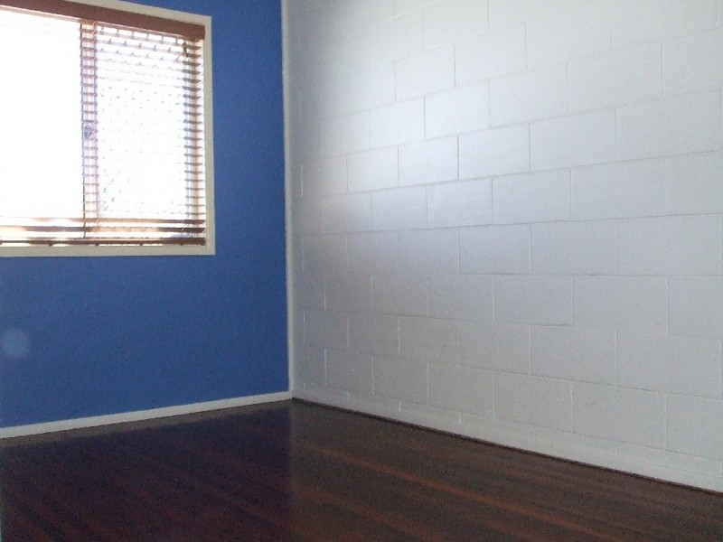 2/18 Meadow Street, North Mackay QLD 4740