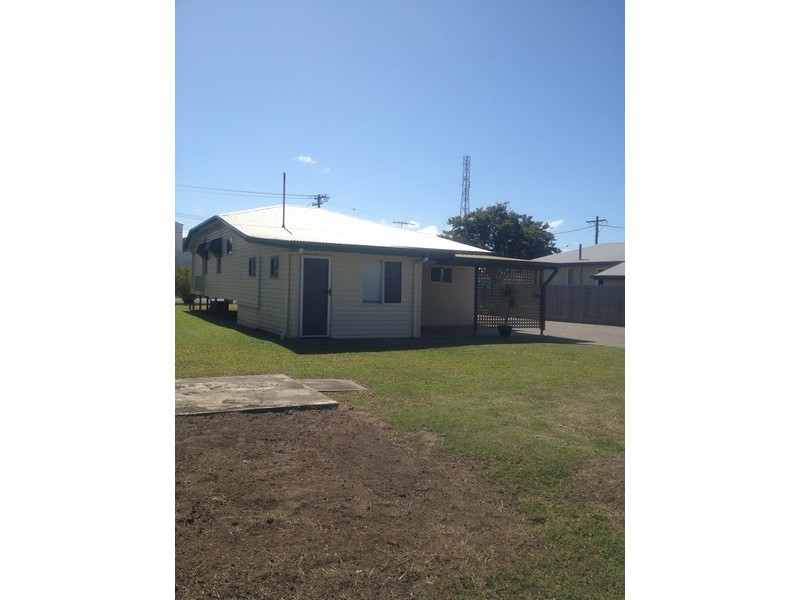 17 Ness Street, West Mackay QLD 4740