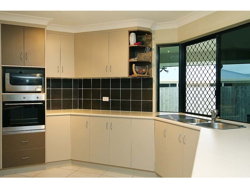 43 Stevic Street, Walkerston QLD 4751