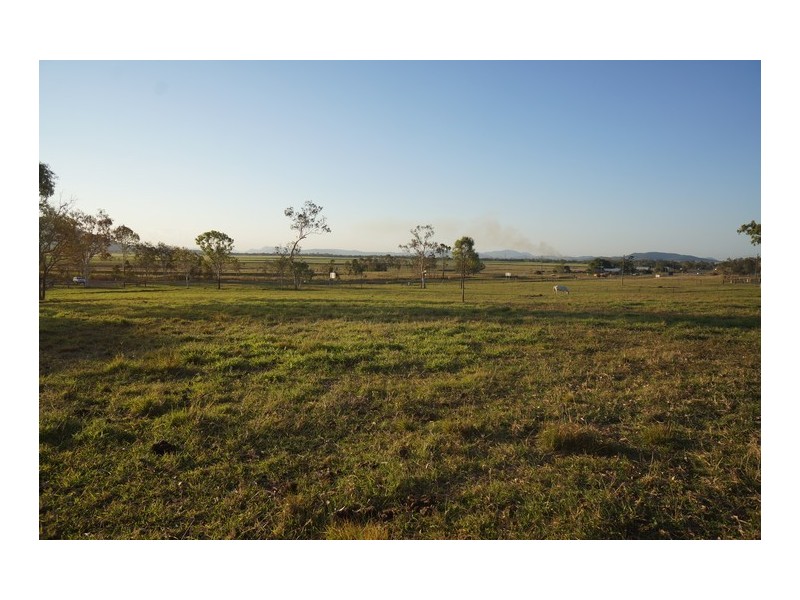 23860 Peak Downs Highway, Eton QLD 4741