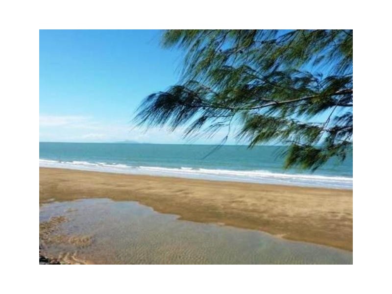 29/26 Bourke Street, Blacks Beach QLD 4740