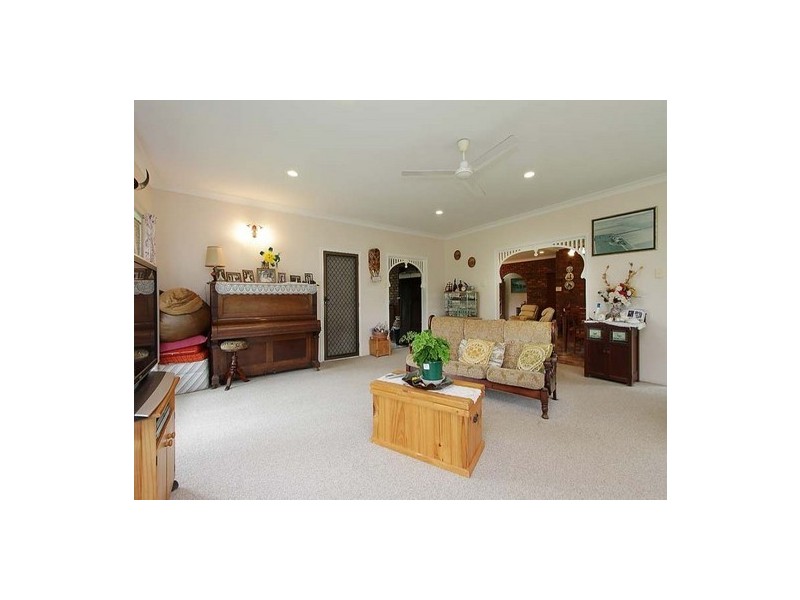 25 Gravinos Road, Victoria Plains QLD 4751
