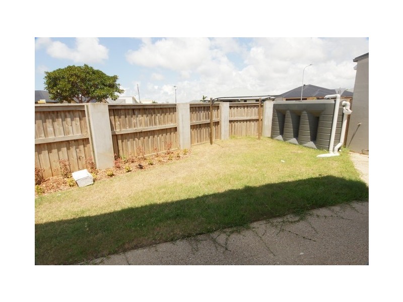 1/1 Coolum Court, XANY VILLAS, Blacks Beach QLD 4740