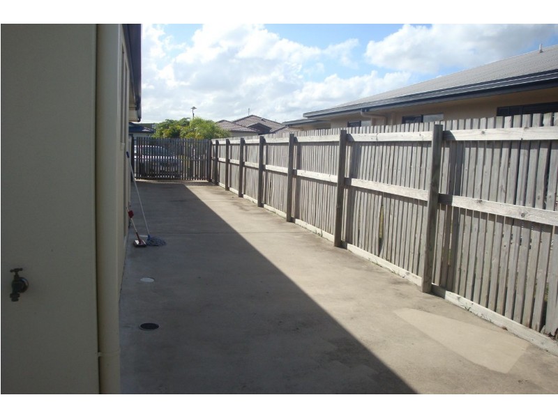 66 Victor Avenue, Glenella QLD 4740