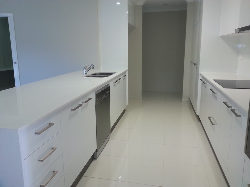 10 Roma Court, Beaconsfield QLD 4740