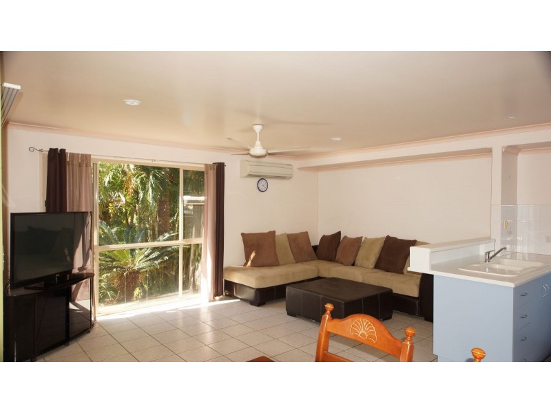 16 Dumfries Court, Beaconsfield QLD 4740