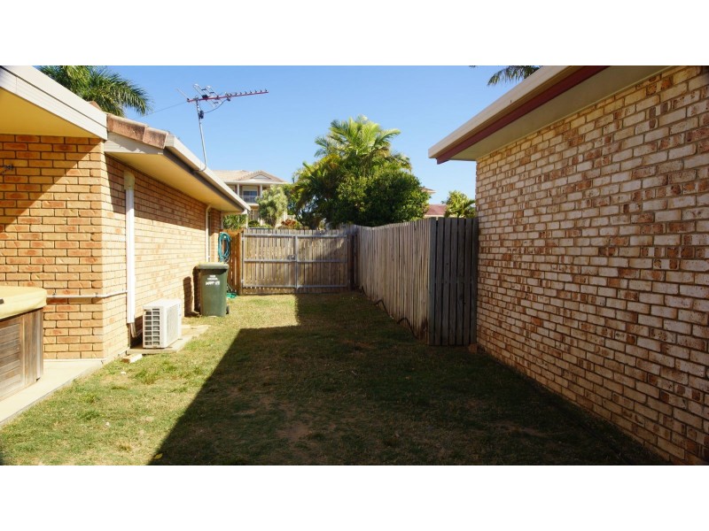 16 Dumfries Court, Beaconsfield QLD 4740
