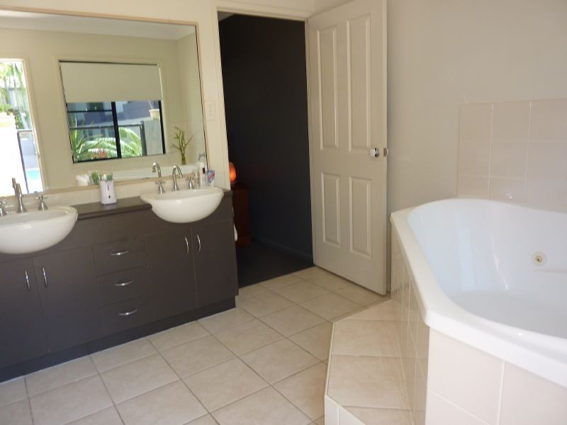 76 Slater Avenue, Blacks Beach QLD 4740