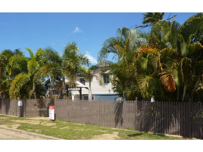 11 Sneyd Street, West Mackay QLD 4740