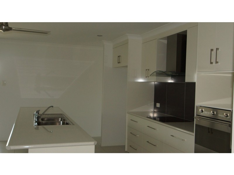 95 Old Mill Drive, Beaconsfield QLD 4740