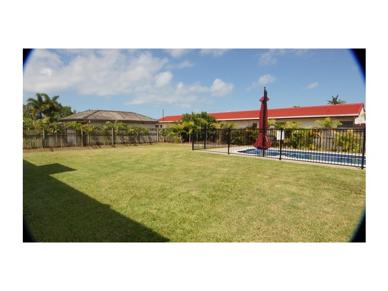11 Sneyd Street, West Mackay QLD 4740