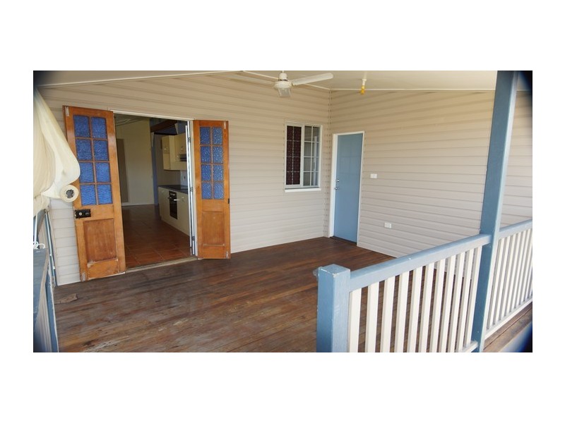 11 Sneyd Street, West Mackay QLD 4740