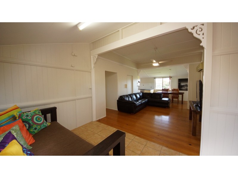 11 Sneyd Street, West Mackay QLD 4740