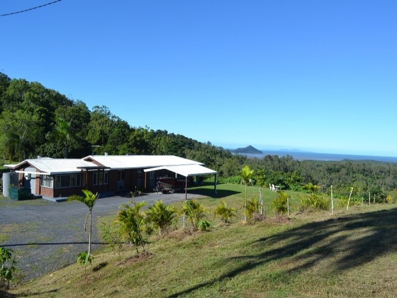 204 Dunwoody Road, Seaforth QLD 4741