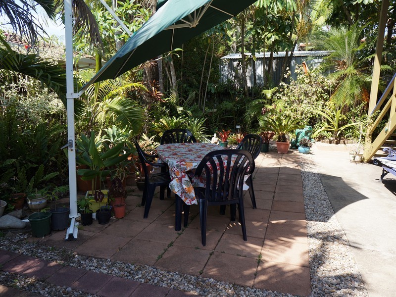 4 Downie Avenue, Bucasia QLD 4750