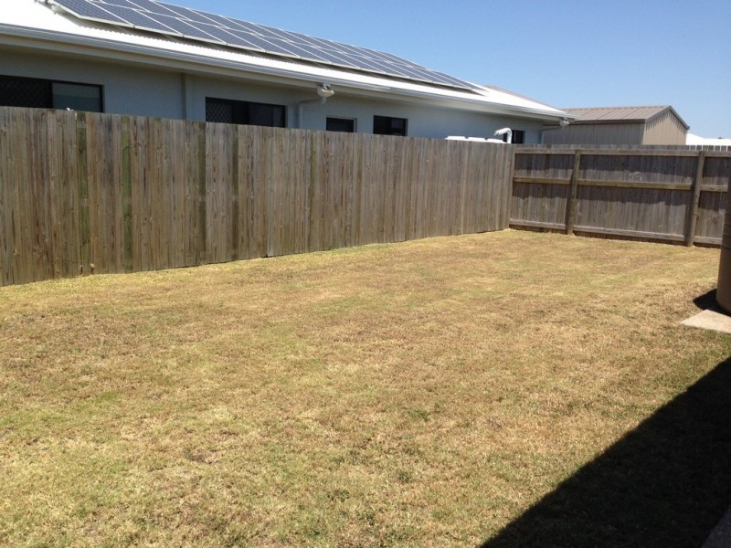44 Dickens Avenue, Ooralea QLD 4740