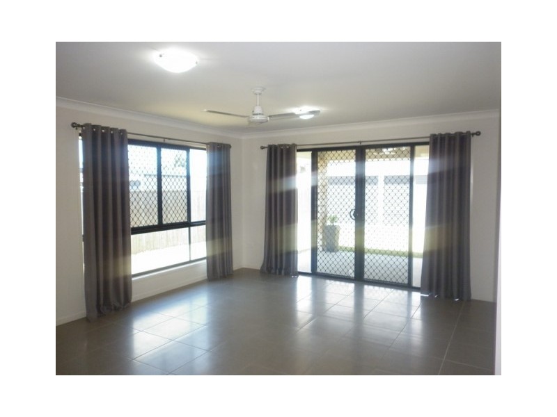 58 Katey Crescent, Mirani QLD 4754