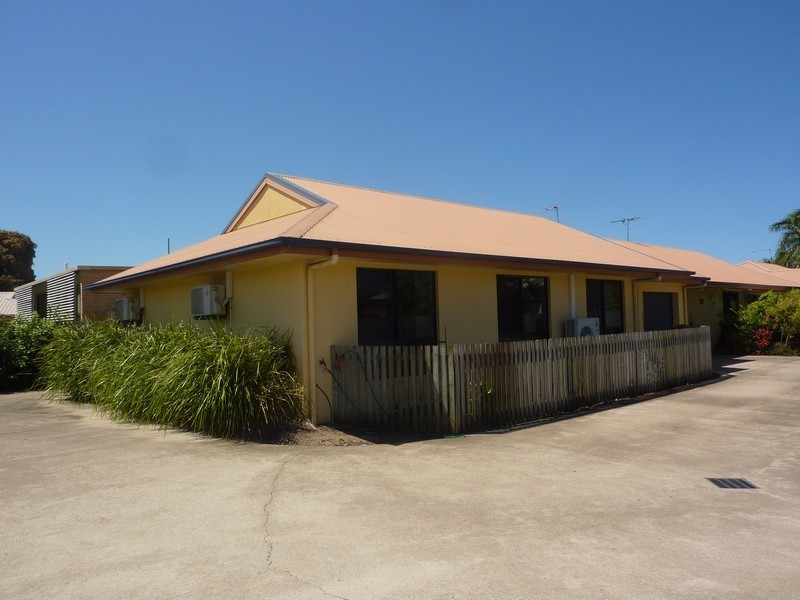 2/390 Bridge Road, West Mackay QLD 4740