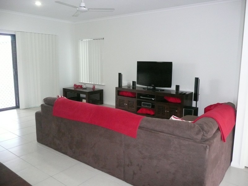 12 James Cook Drive, Rural View QLD 4740