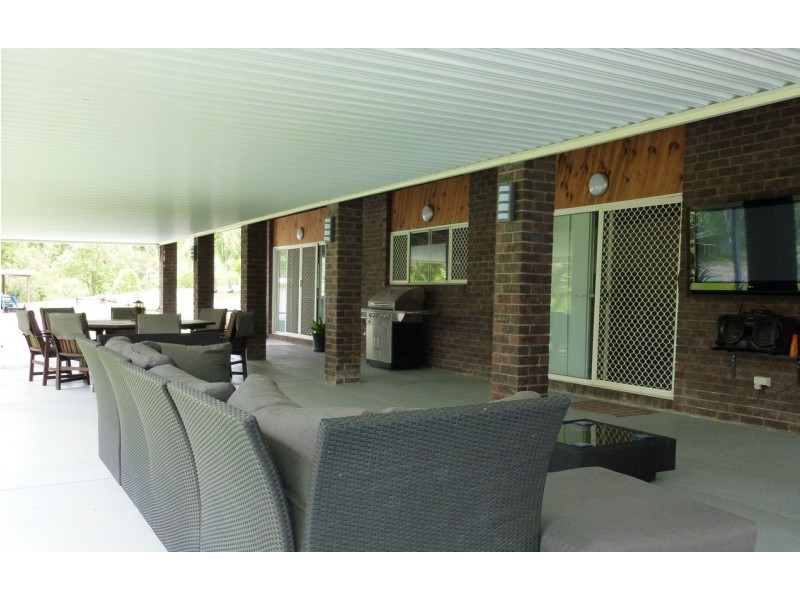 14 Cook Drive, Victoria Plains QLD 4751