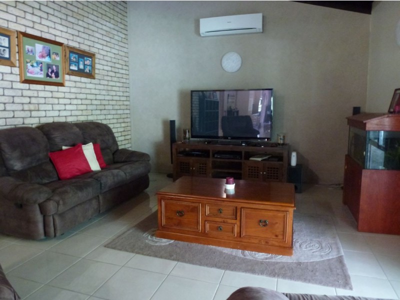 14 Cook Drive, Victoria Plains QLD 4751