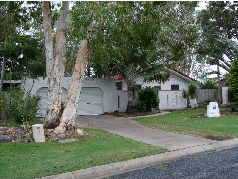 73 Geoffrey Thomas Drive, Bucasia QLD 4750