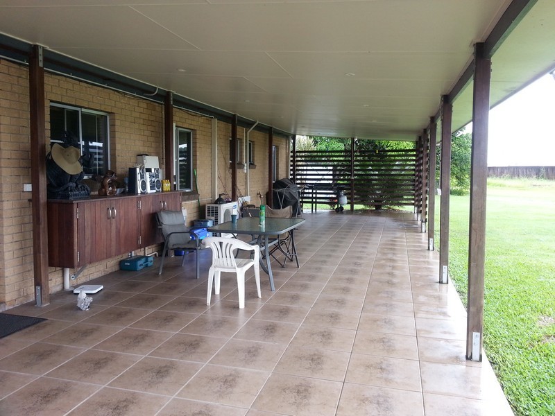 211 Anzac Avenue, Marian QLD 4753