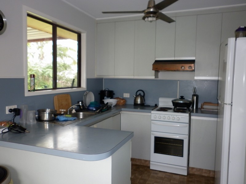 19 Wallace Court, South Mackay QLD 4740