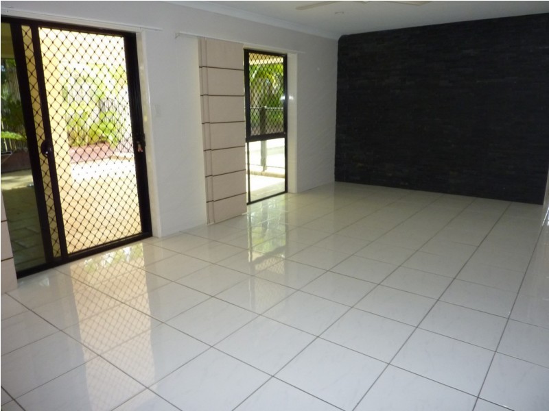 3 Wing Crescent, Mount Pleasant QLD 4740