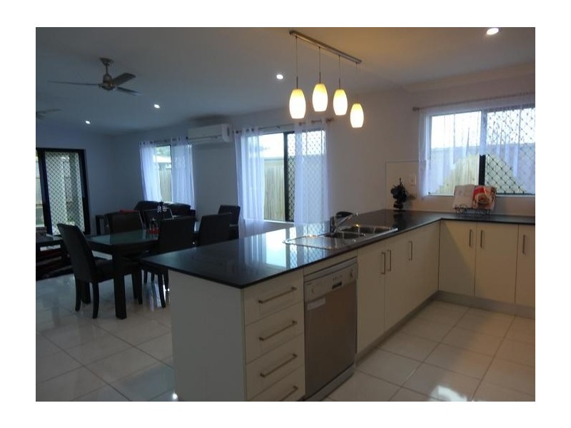 38 Sonoran Street, Rural View QLD 4740