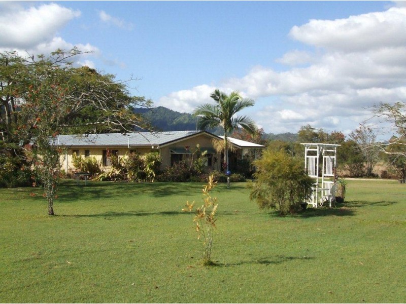 46 Primrose Road, Finch Hatton QLD 4756