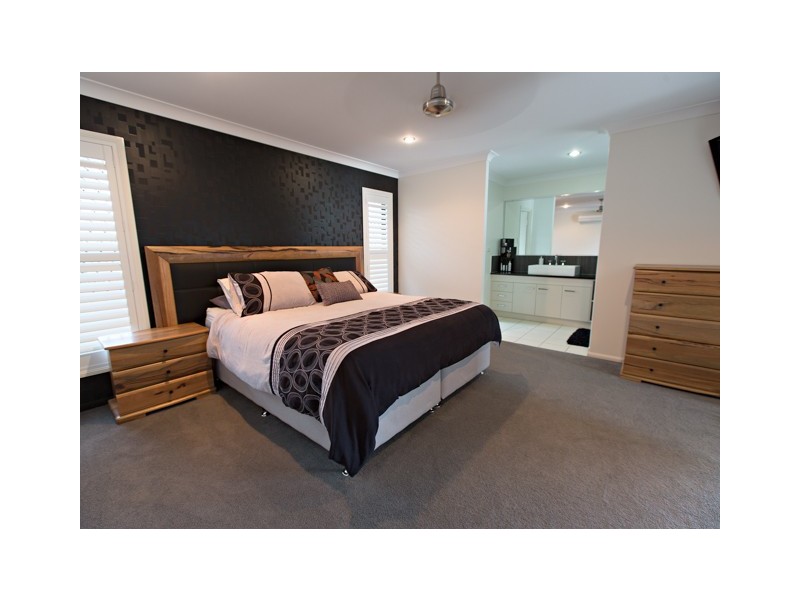 12 Pauline Street, Mackay, Walkerston QLD 4751