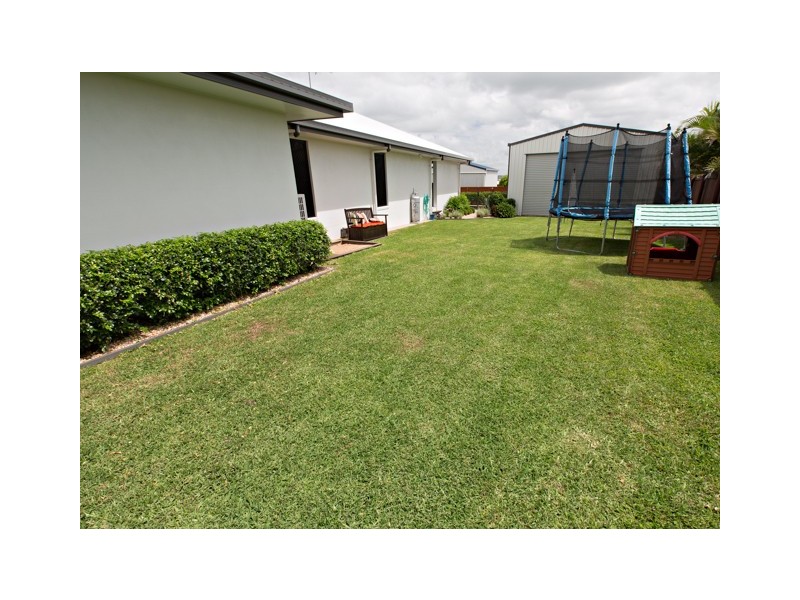 12 Pauline Street, Mackay, Walkerston QLD 4751