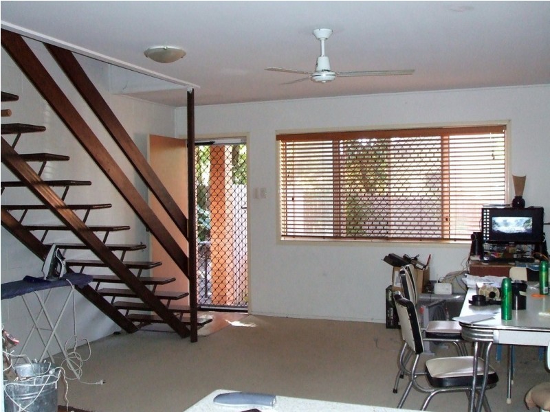 1/18 Meadow Street, North Mackay QLD 4740