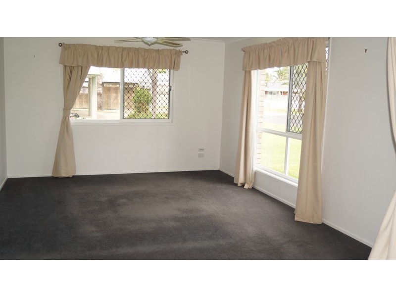 84 Bradman Drive, Glenella QLD 4740