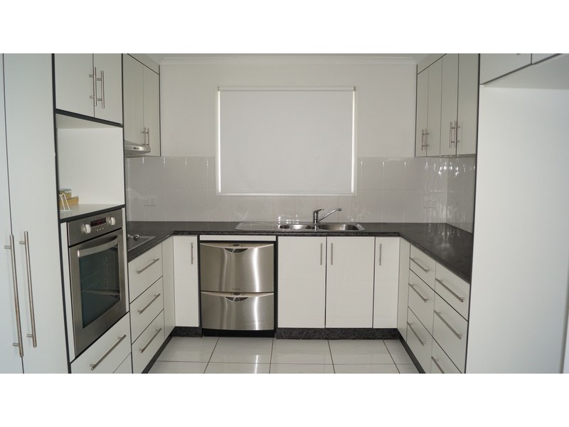 84 Bradman Drive, Glenella QLD 4740