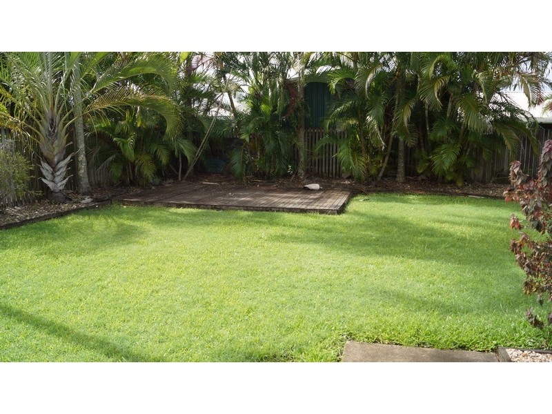 84 Bradman Drive, Glenella QLD 4740