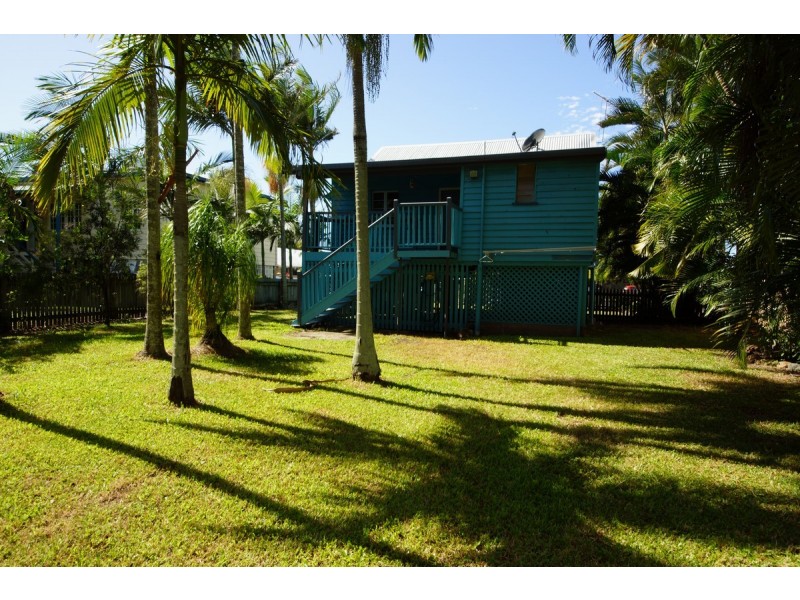 14 McIntyre Street, Mackay QLD 4740