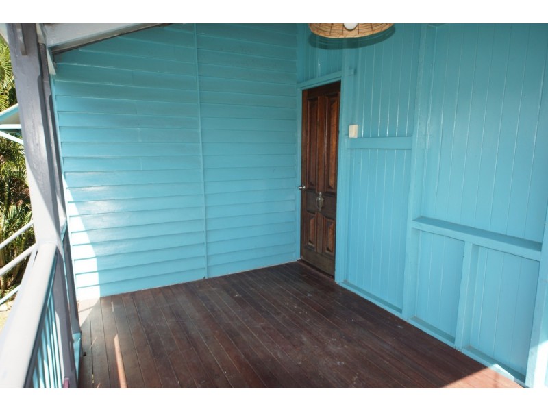 14 McIntyre Street, Mackay QLD 4740