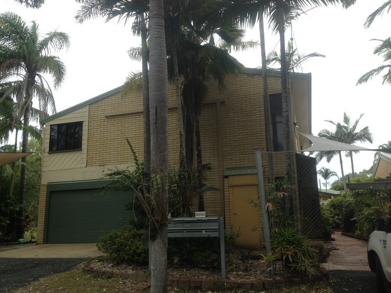 8/4 Symons Avenue, Bucasia QLD 4750