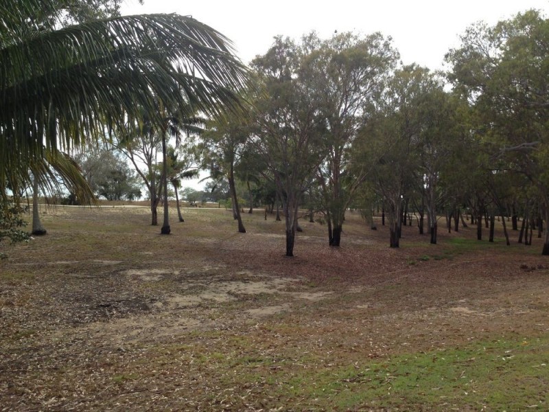 8/4 Symons Avenue, Bucasia QLD 4750