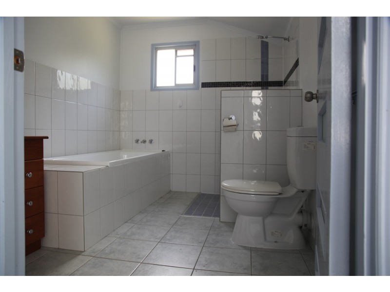 50 Canberra Street, North Mackay QLD 4740